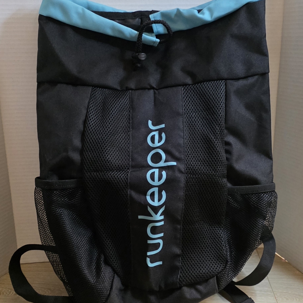 Runkeeper Black and Blue Men's Backpack Boco Gear Lightweight NWOT
